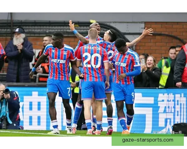 曼联主帅谈新赛季目标与引援计划曝光冲击英超冠军与欧冠突破前景分析