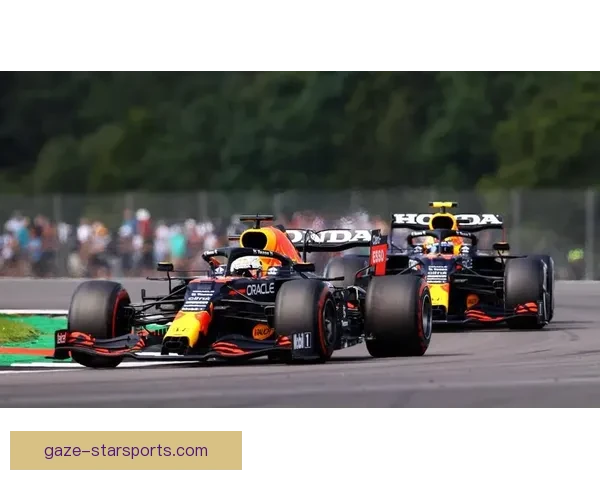 F1赛场风云再起车队争冠升级新规引发激烈讨论与格局变化